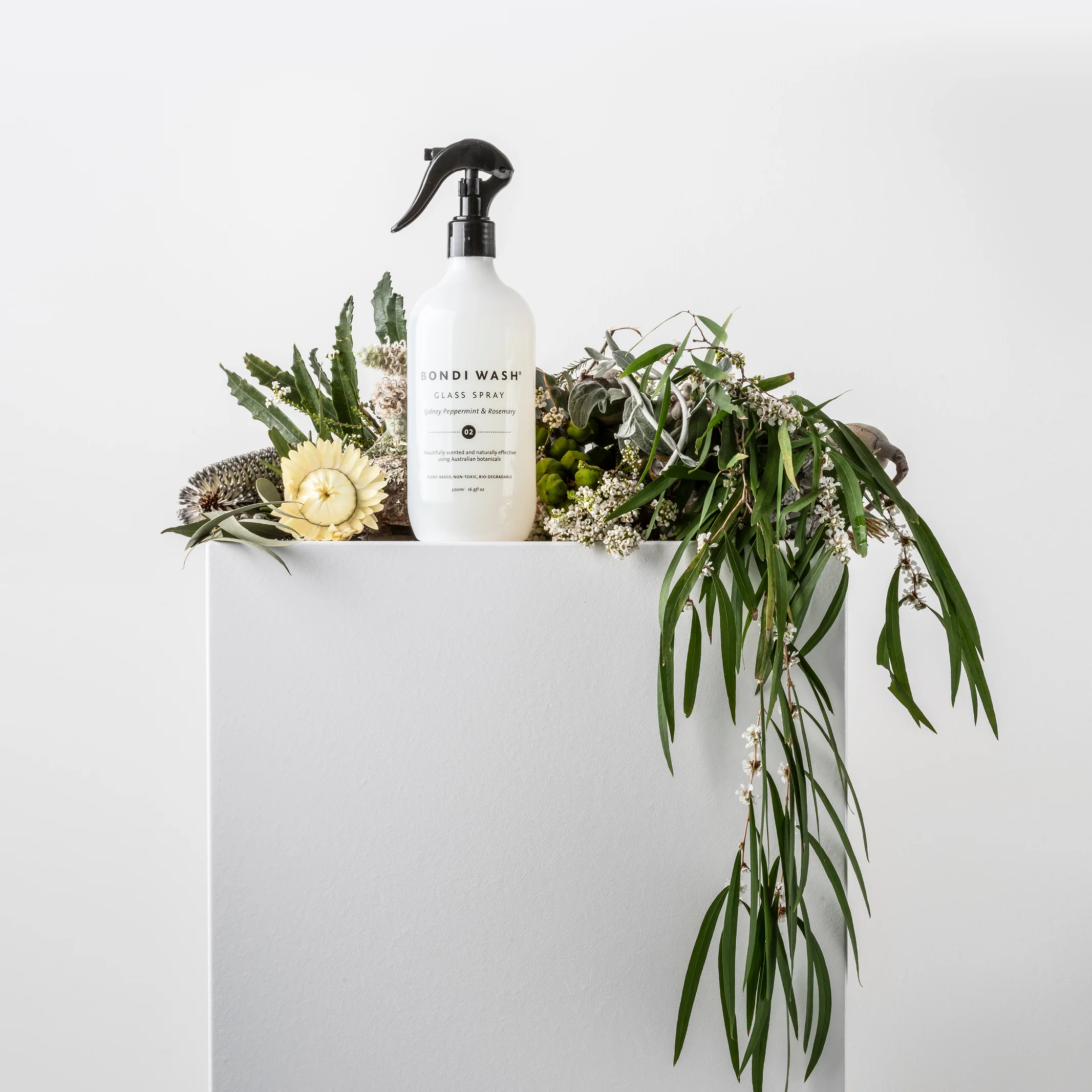 BondiWashGlassSpray Spray pentru geamuri – Mentă Sydney & Rozmarin 500 ml - Bondi Wash - imagine 2
