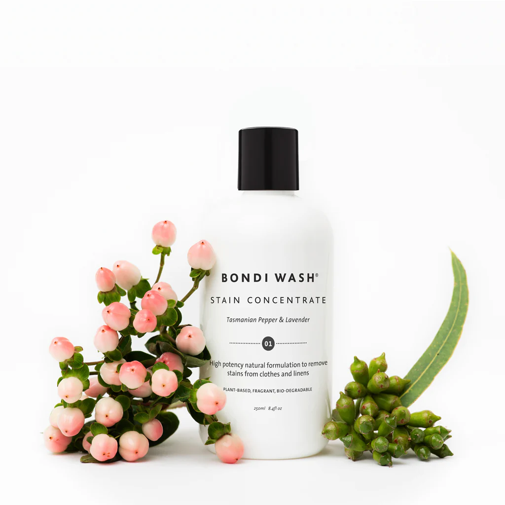 StainConcentratestyledforweb Soluție concentrată pentru îndepărtarea petelor - Tasmanian Pepper & Lavender - 250 ml - Bondi Wash - imagine 2